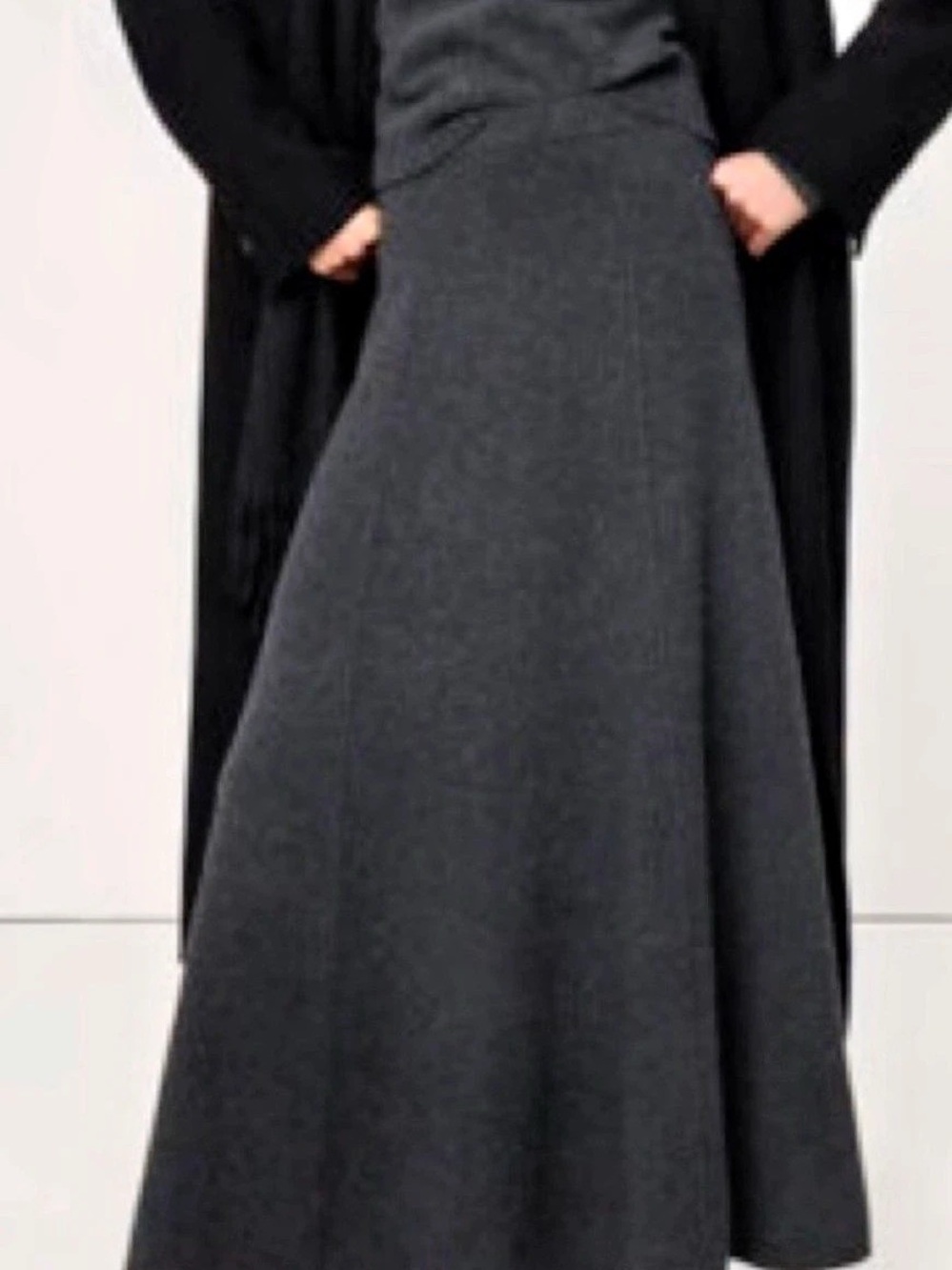 Banana Republic Black Merino Wool Maxi Skirt Size Medium NWT